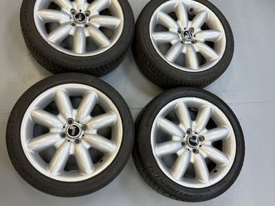Mini Cooper wheels and 205/45R17 tires.