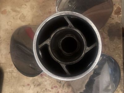 3 Blade 24 Pitch Fury Mercury Prop