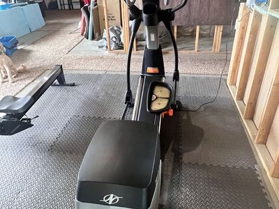 NordicTrack AudioStrider 990 Pro (Elliptical Trainer)