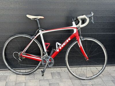 Trek Carbon Road Bike With Ultegra And Carbon