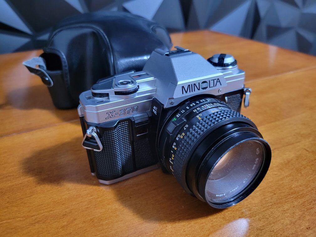Minolta X-370 35mm SLR Film Camera +Minolta MD 50m