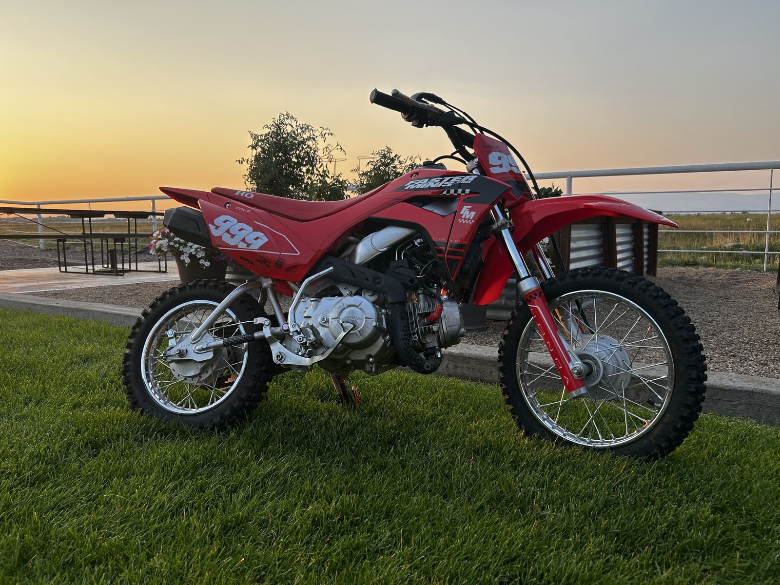 2025 Honda CRF110F Dirt Bike - Upgraded Graphics, Helmet & Extras
