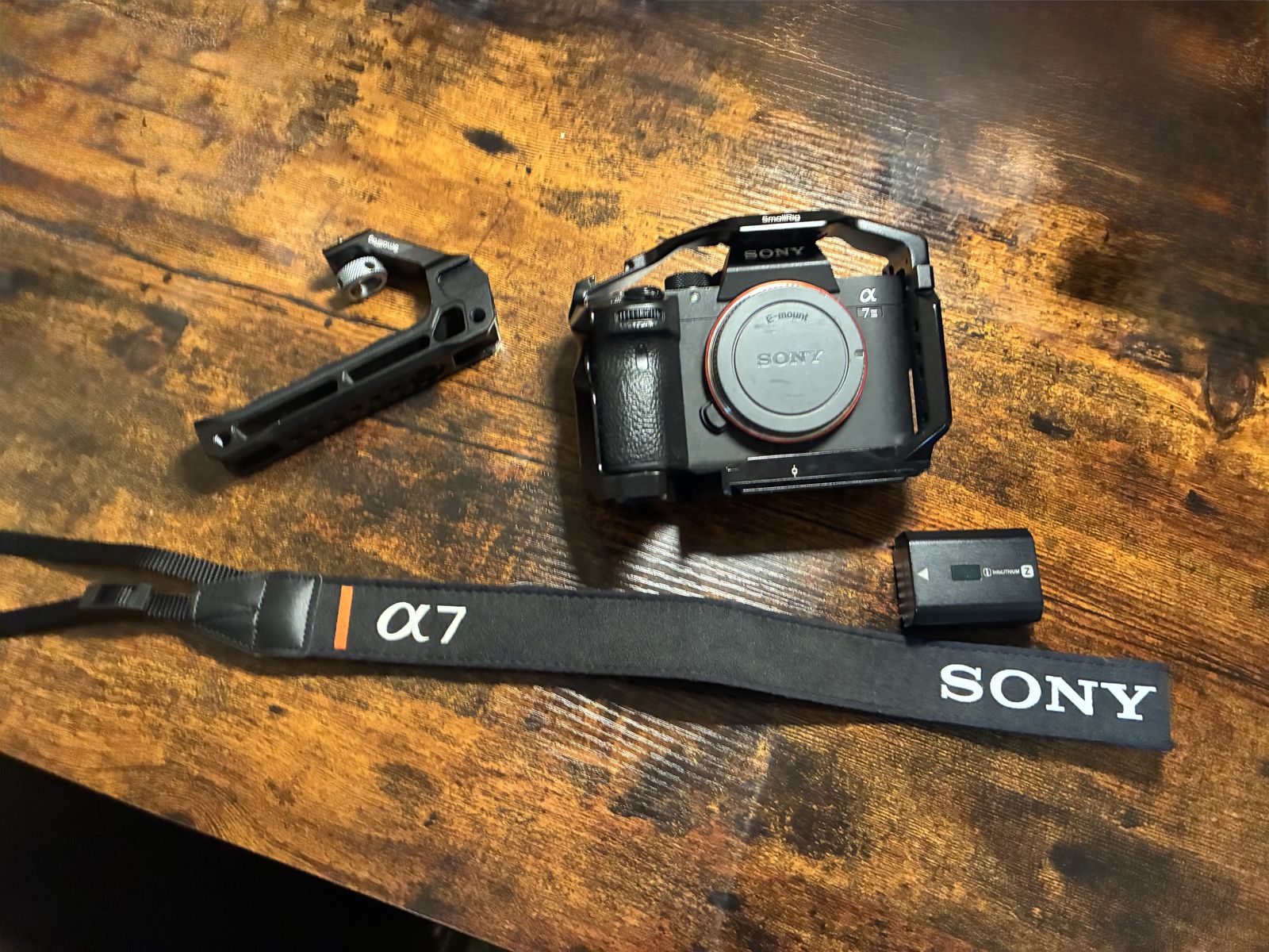 Sony A7iii + SmallRig Cage
