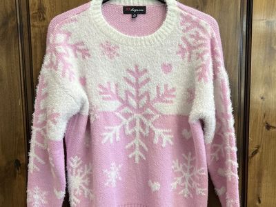33 Degrees Pink & White Snowflake Sweater - Women's Size M - Fuzzy Acrylic Blend, Excellent Condition