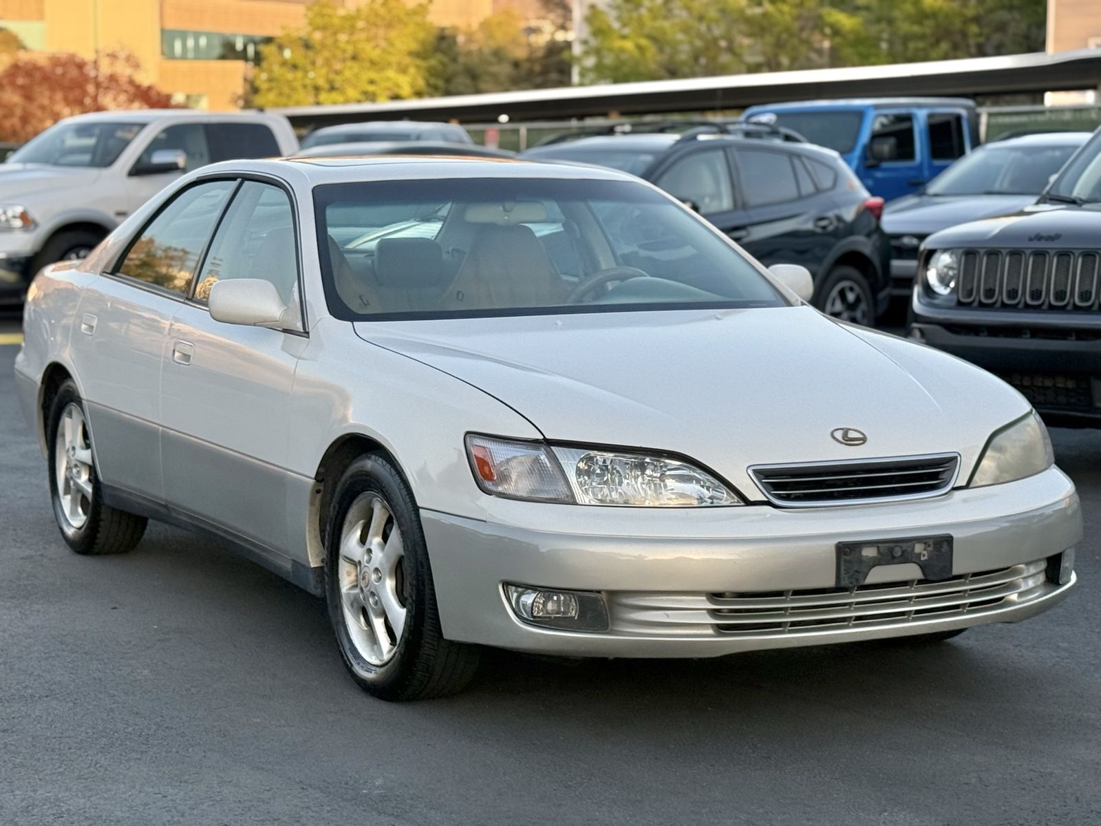 2000 LEXUS ES Base