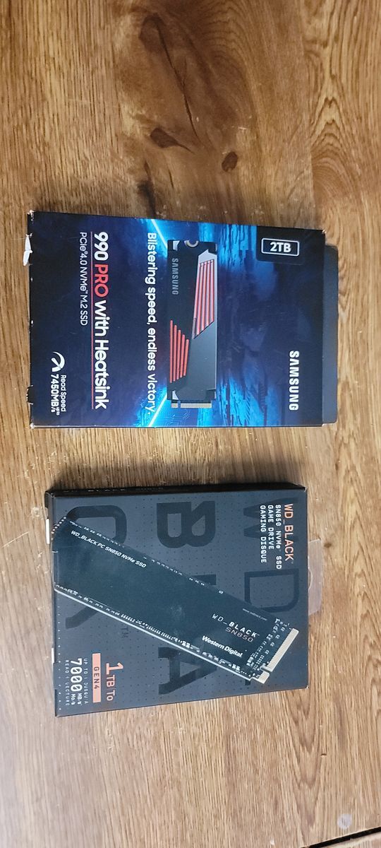 Samsung - 990 PRO 2TB with Heatsink ssd / WD - BLACK SN850X 1TB ssd NVMe