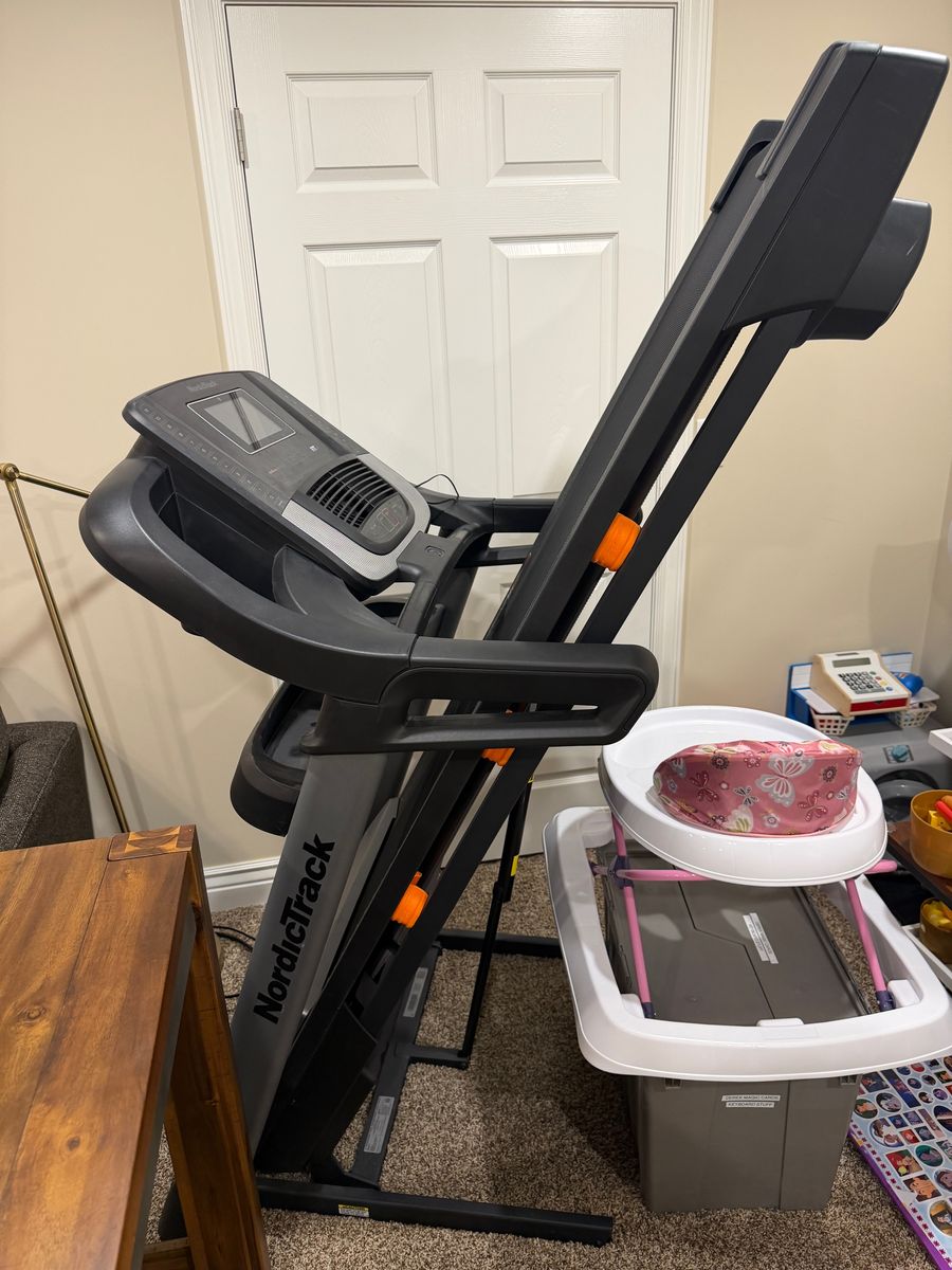 Nordic Track Treadmill T 7.5 S