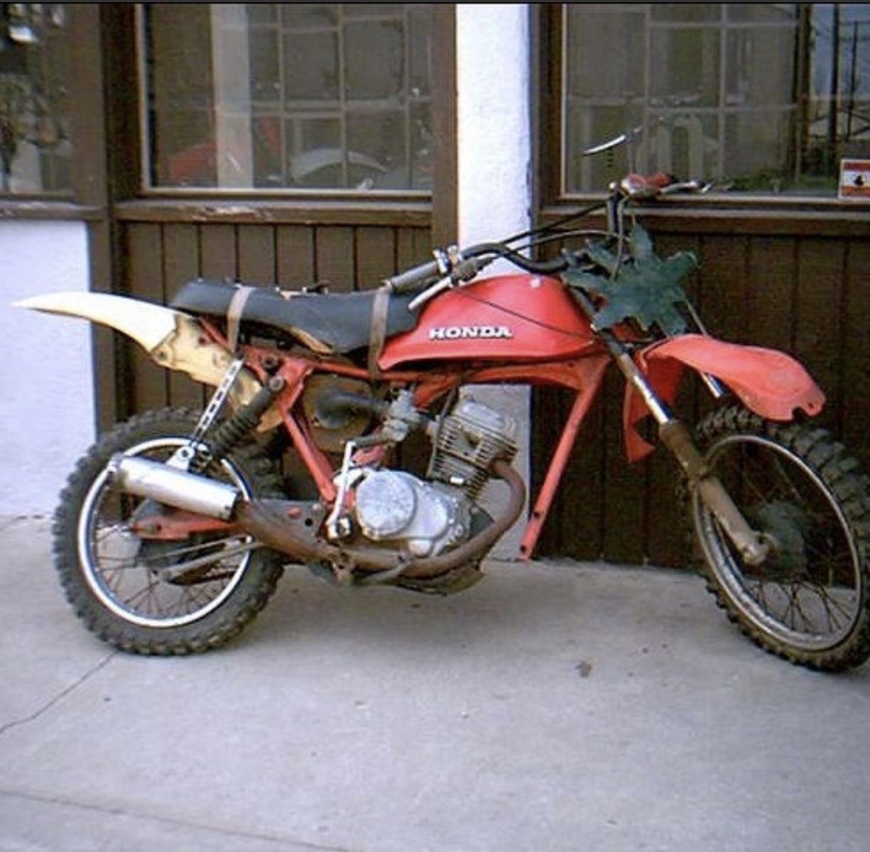 1977 xr 75