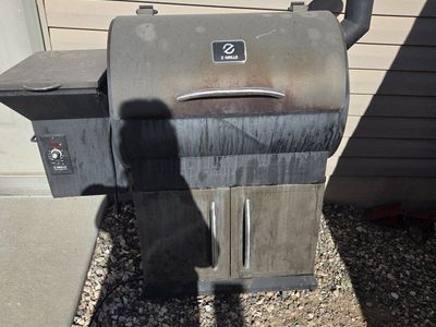 Z GRILLS Pellet Grill Smoker