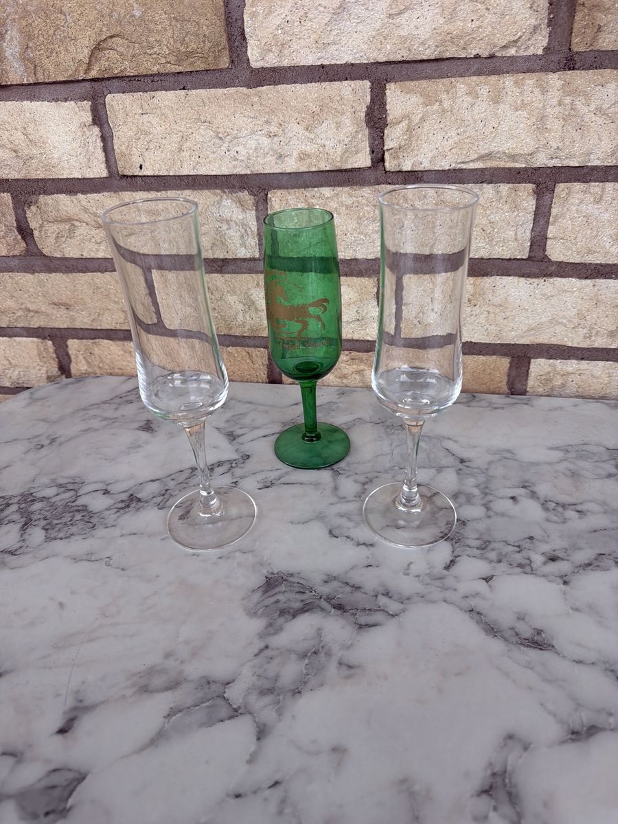 Vintage Clear & Green Gold Unicorn Champagne Flutes - Set of 3 Unique Stemware Glasses