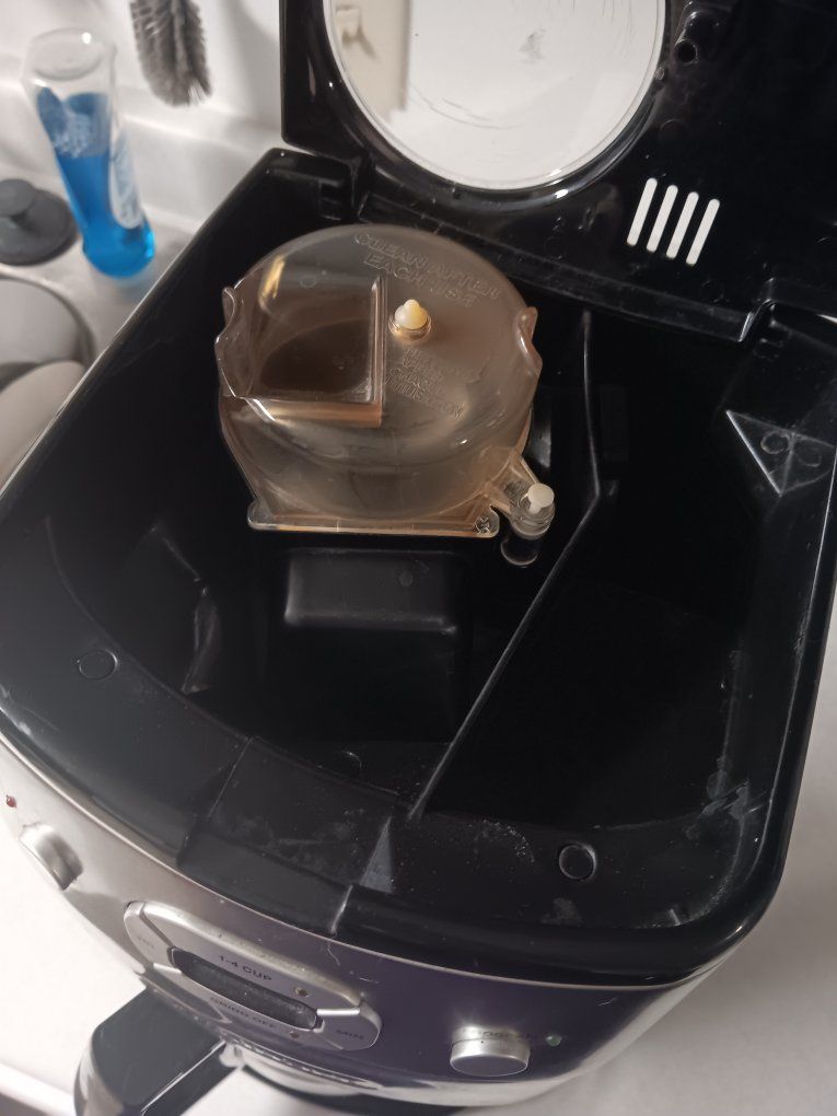 Main image 4