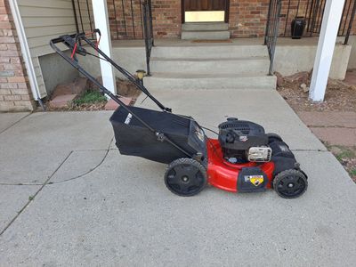 Craftsman M230 variable speed self propell bagged mower