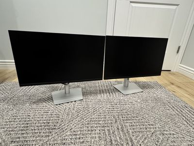Dell 24in monitors x2 with Stands