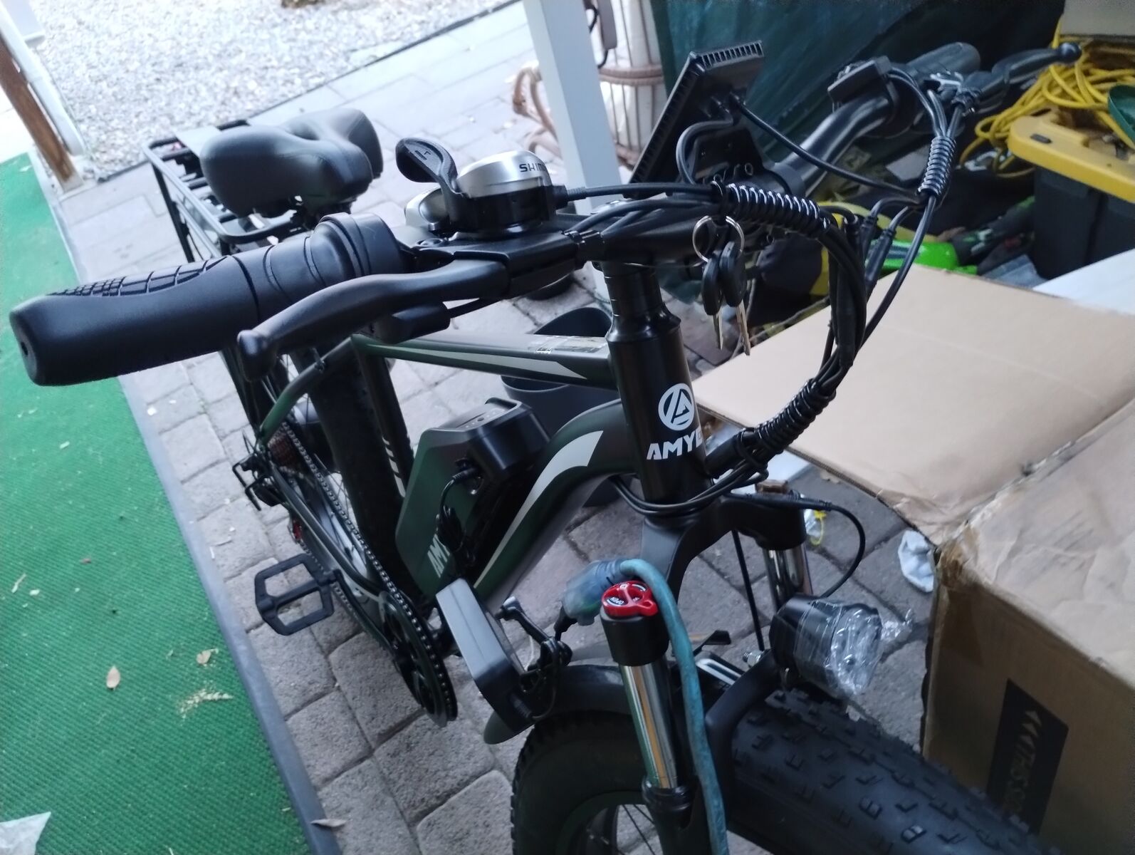 NEW FAT TIRE E BIKES NEW IN BOX 500$ BLACK /GREEN/ ORANGE 550$ ASEMBLED