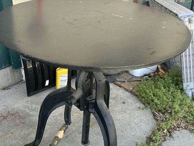 Vintage Industrial STyle Steel Metal Adjustible Crank Round Pub Side Table Black