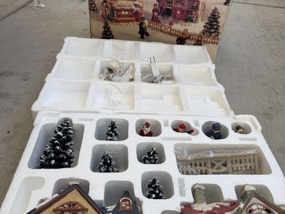Mervyn's 1994 Village Square 17-Piece Christmas Village Starter Set