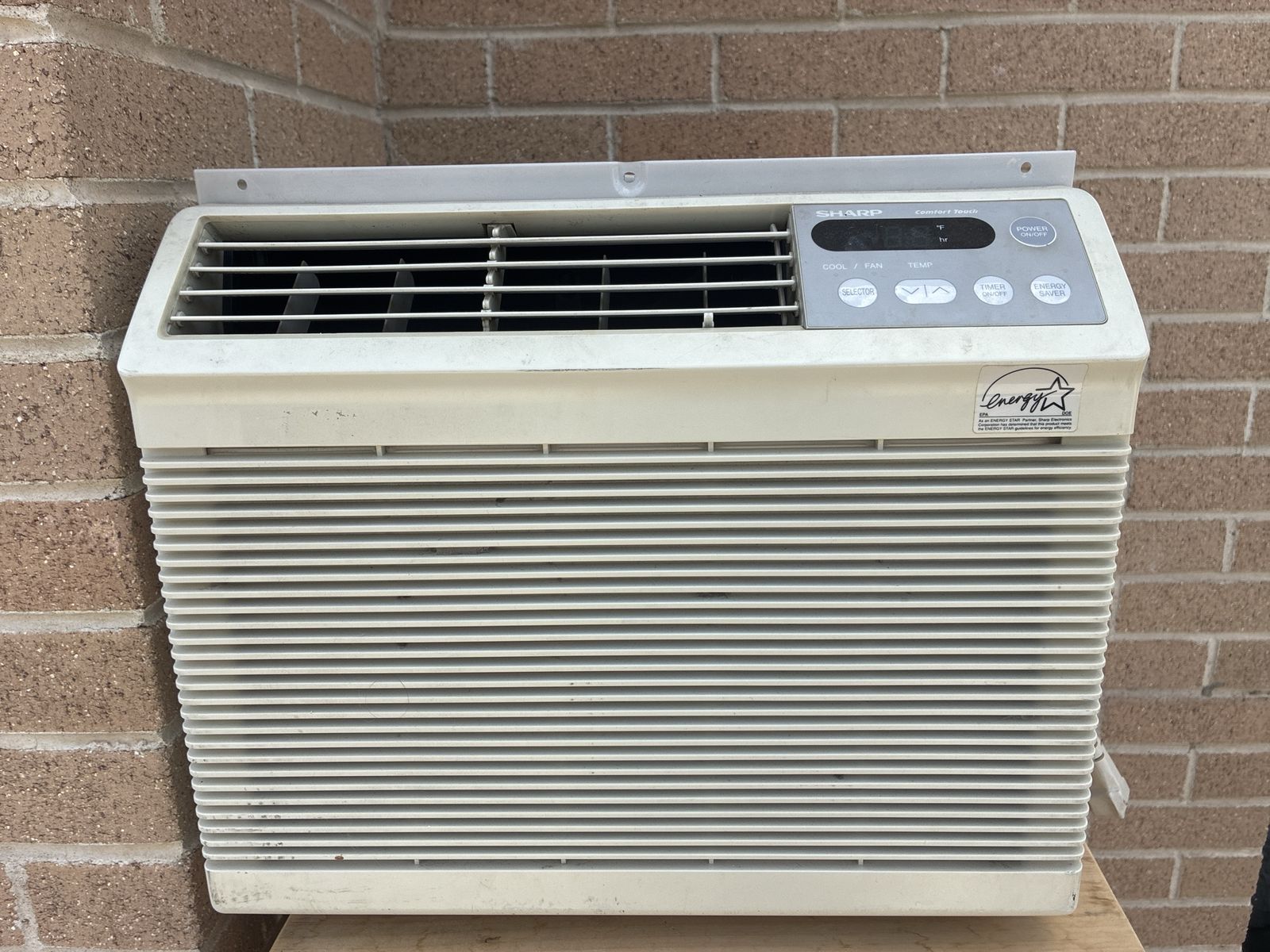 Sharp AF-06CSL Window Air Conditioner 6000 BTU