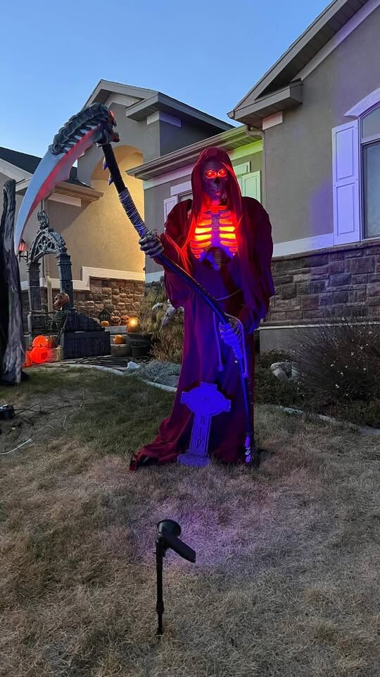 Home Depot Smoldering Reaper animatronic