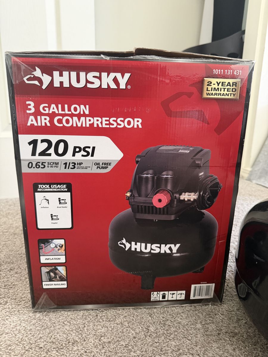 Husky 3 Gallon 120 PSI Air Compressor with Original Box