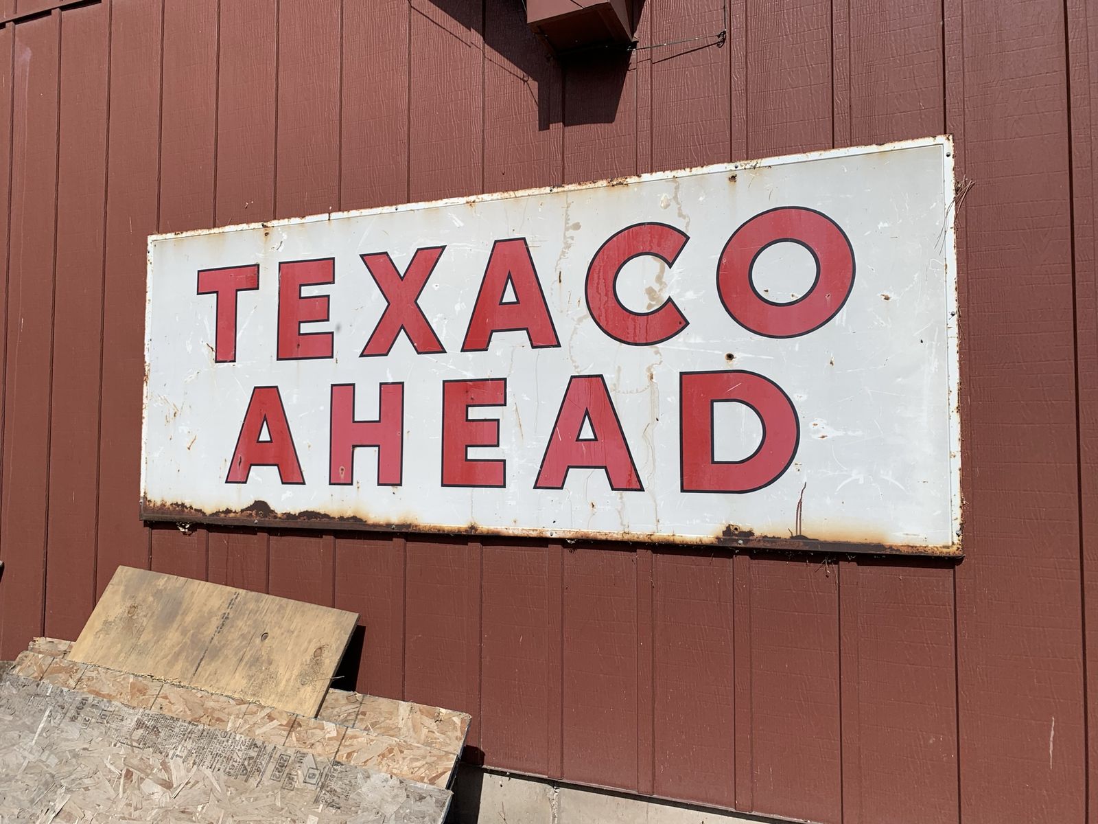Vintage “Texaco Ahead” Metal Sign - Rustic Gas Station Advertising Wall Decor