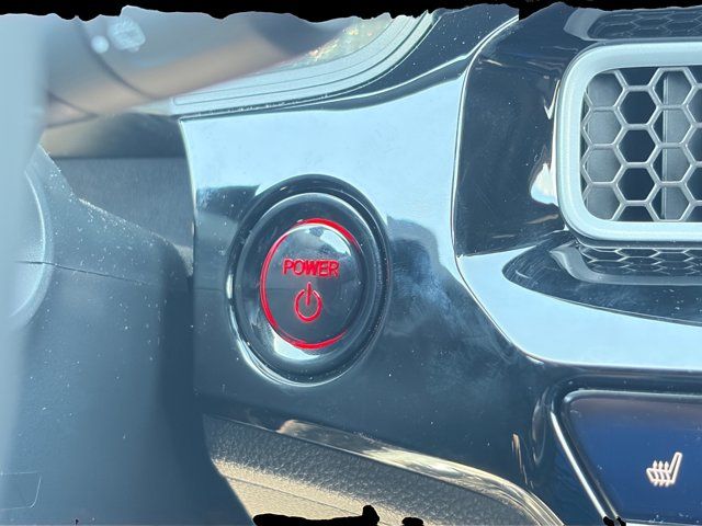 Main image 30
