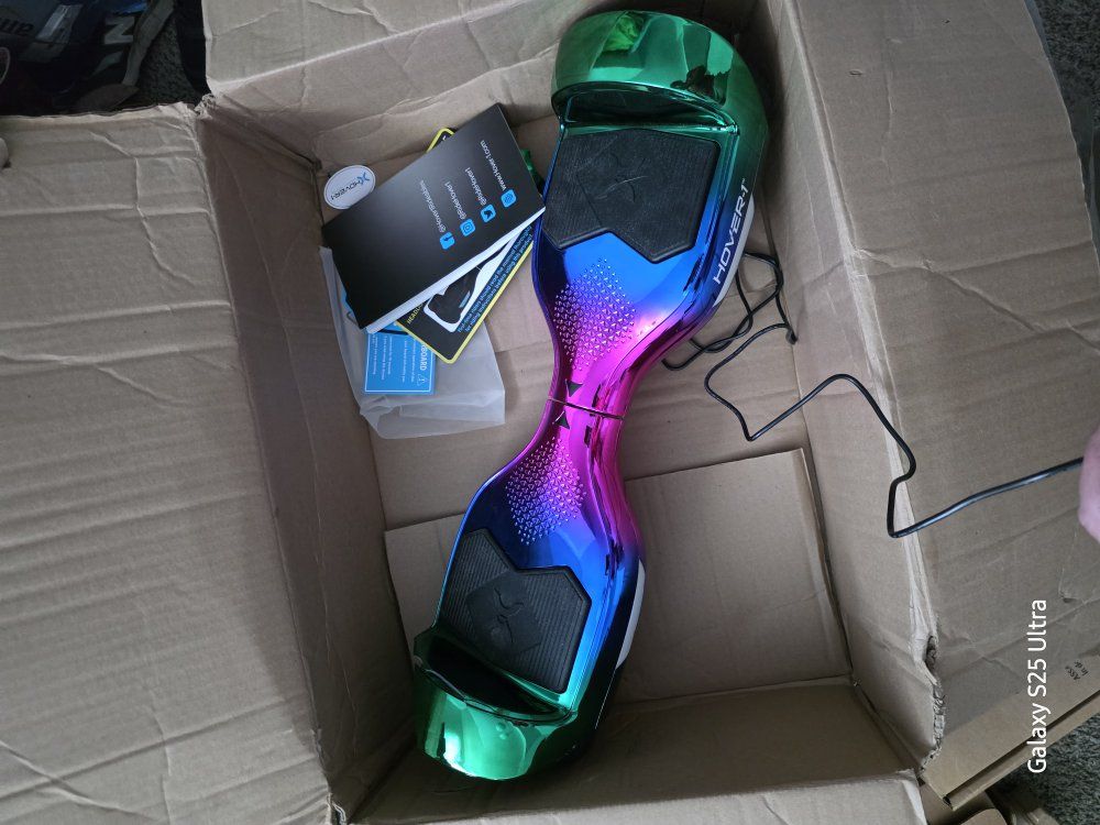 Hover-1 Helix Hoverboard - for parts - has charger