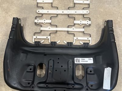 2016-2019 Chevy Silverado Sierra GMC 13598695 Front Passenger Seat Cushion Frame