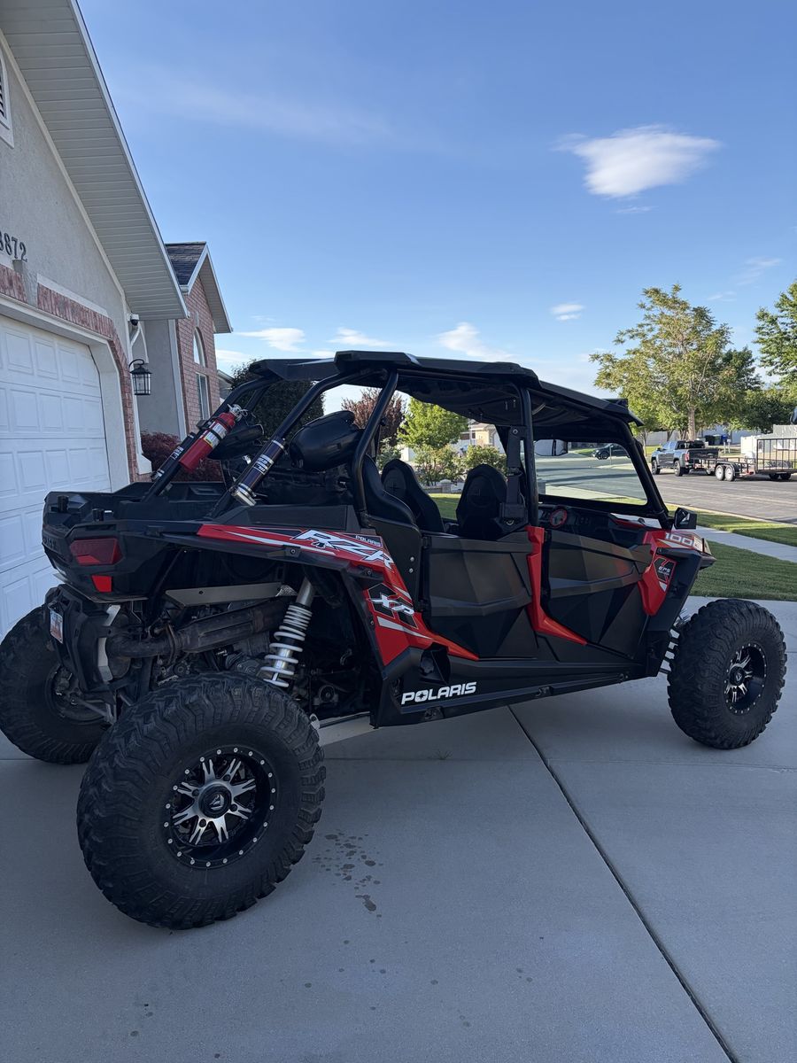 Polaris Razor XP4 1000 *For Rent*