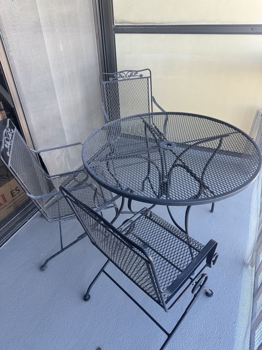 Outside Table And Chairs