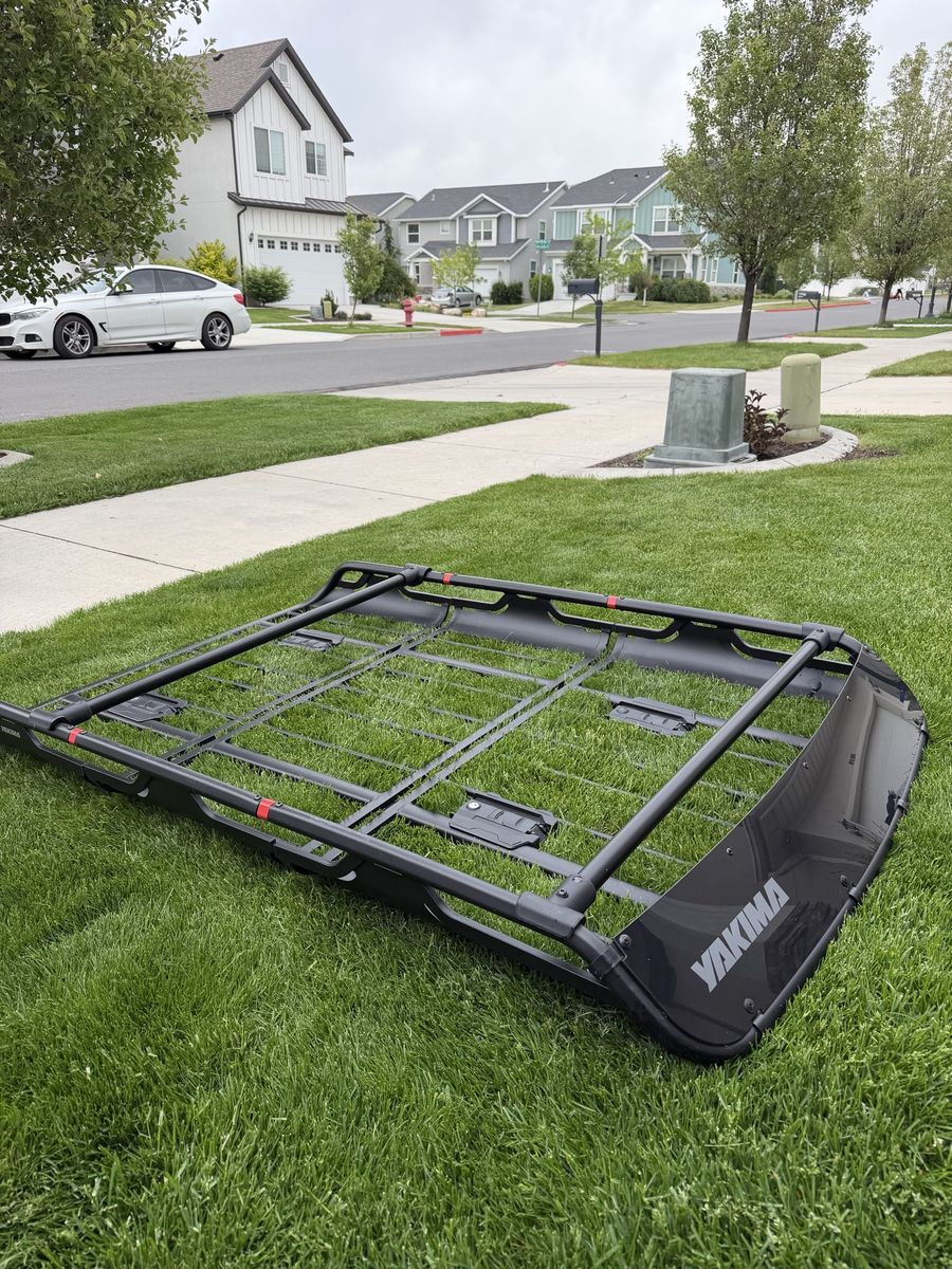 Yakima roof storage basket