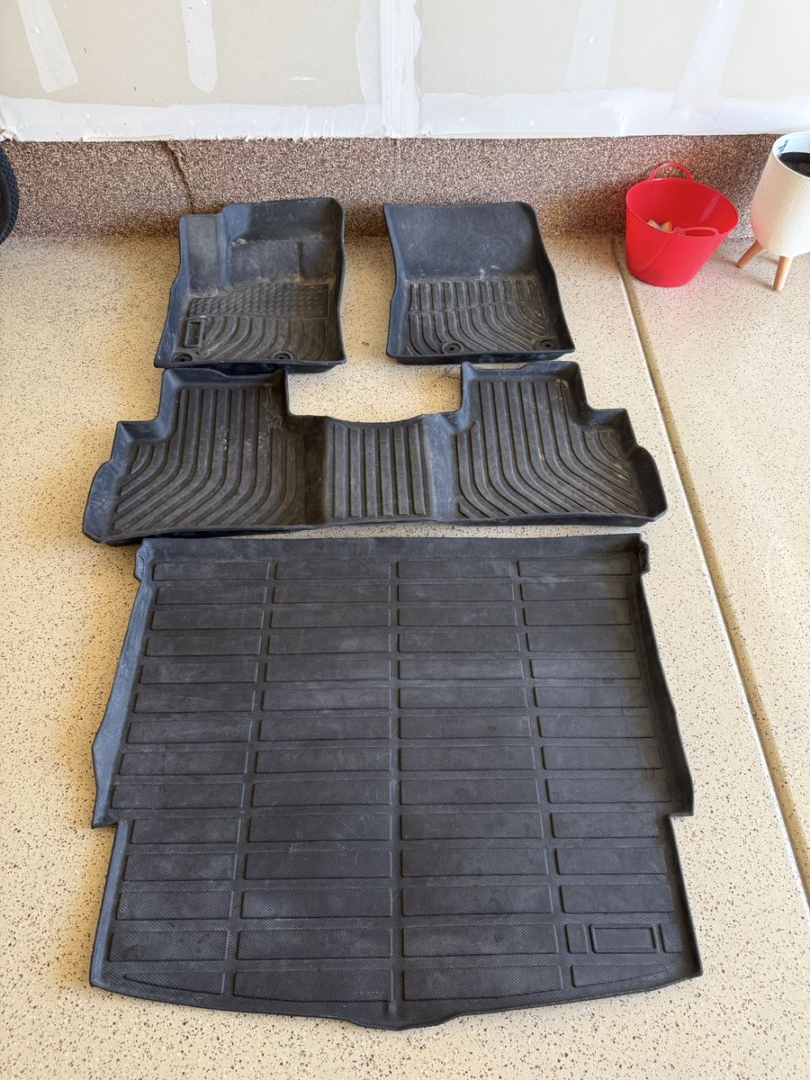 Nissan Rogue Floor Mats 2024/23/22/21