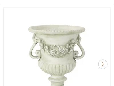 Outdoor patio flower pot