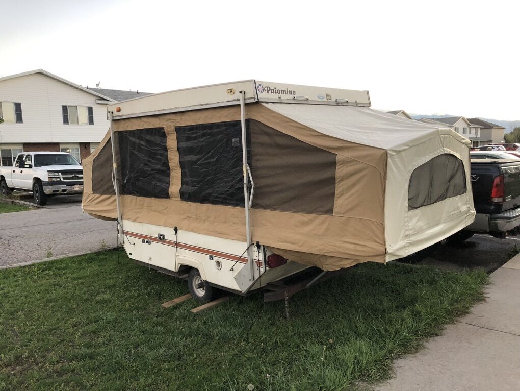 1980s Palomino Tent Trailer