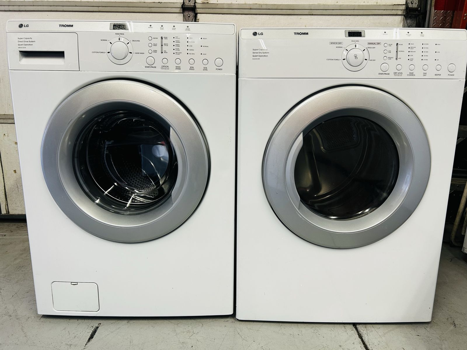 Lg Tromm Electric Front Load Set/Stackable