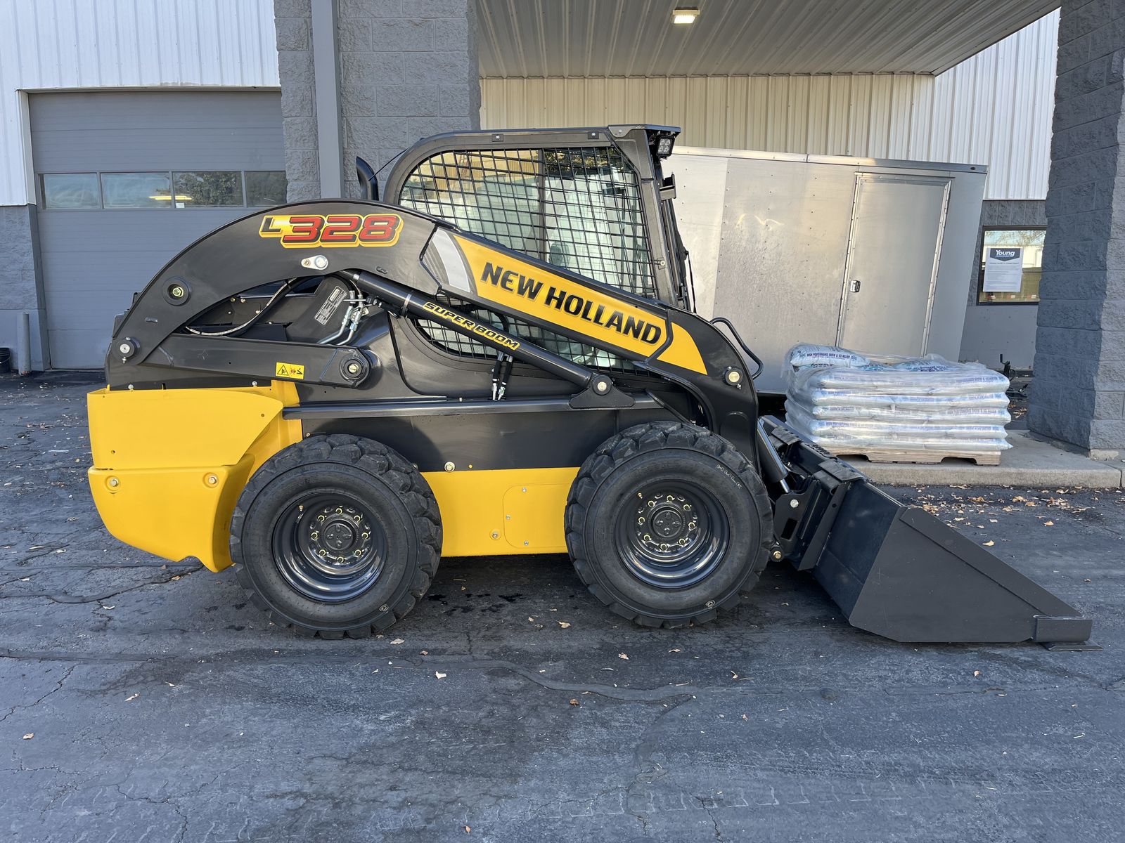 New Holland L328 – ON SALE $53,999