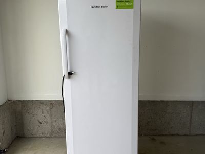 11 Cu Ft Upright Freezer in White