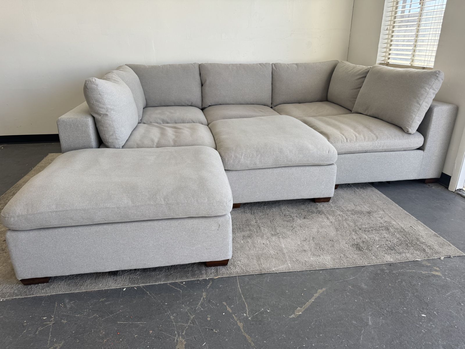 GRAY COSTCO LOWELL MODULAR SECTIONAL SOFA COUCH