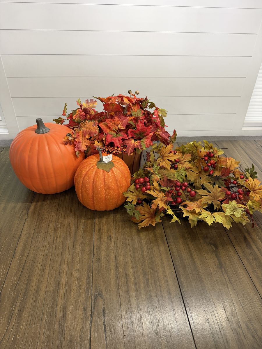 Fall Autumn Harvest Decor Bundle: Pumpkins, Leaves Wreath, and Floral Arrangement
