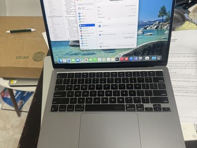 UNBEATABLE DEAL ON SUPER CLEAN LOADED MACBOOK AIR M2 PROCESSOR 16GB 1TB WITH WARRANTY