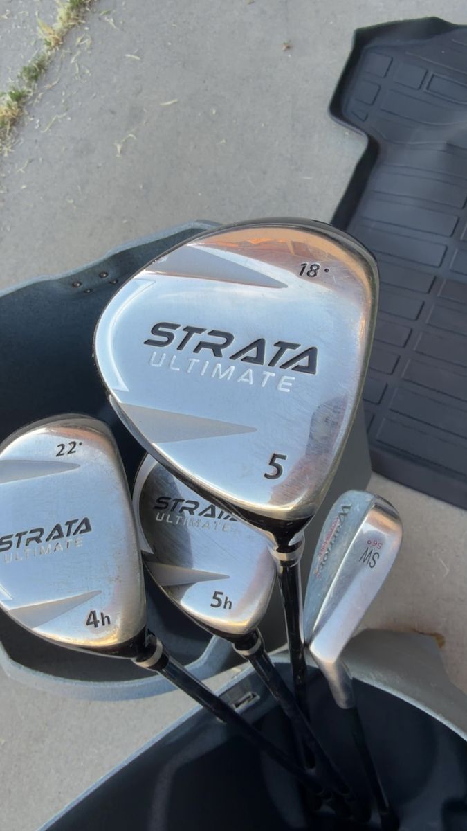 Strata Ultimate Golf Club Bundle: 4h, 5h, 5 Wood, 56-Degree Wedge - Excellent Condition