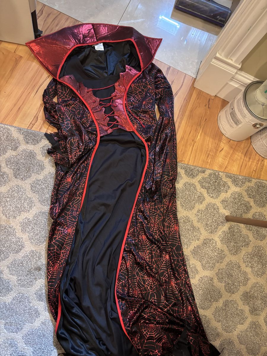 Halloween Women’s Small Witch Costume