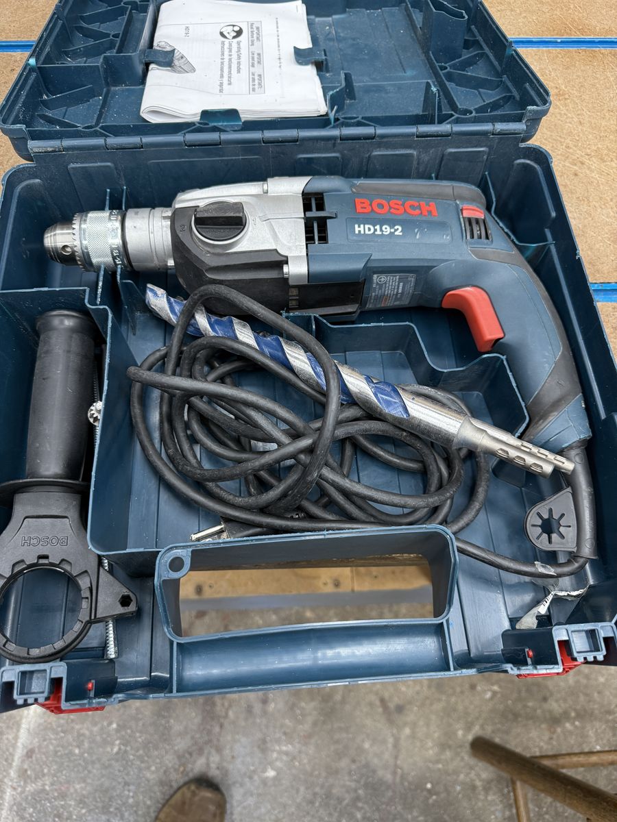 Bosch HD19-2 1/2" 13mm 8.5A Corded Hammer Drill with Case & Bit