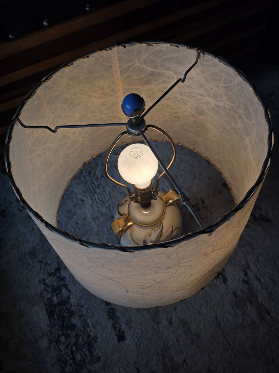 Vintage Mid Century Lamp – 21” w/ Fiberglass Shade