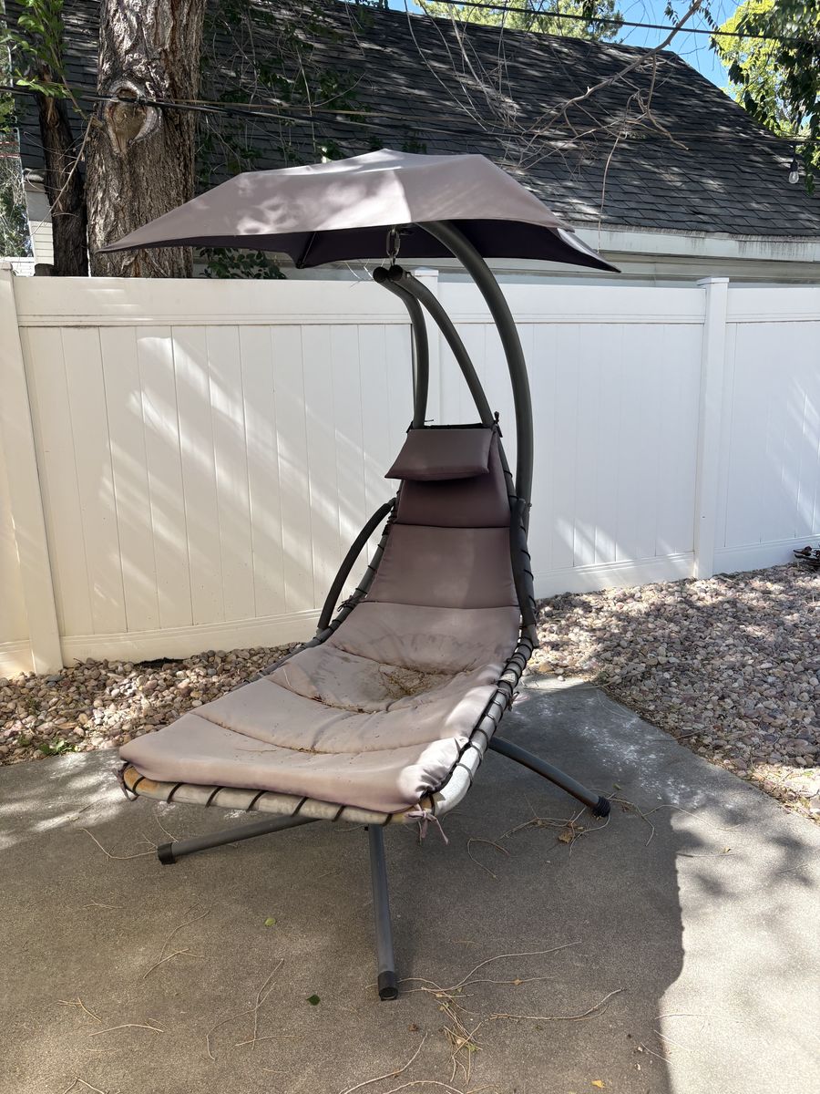 Hanging Chaise Lounge Swing with Canopy