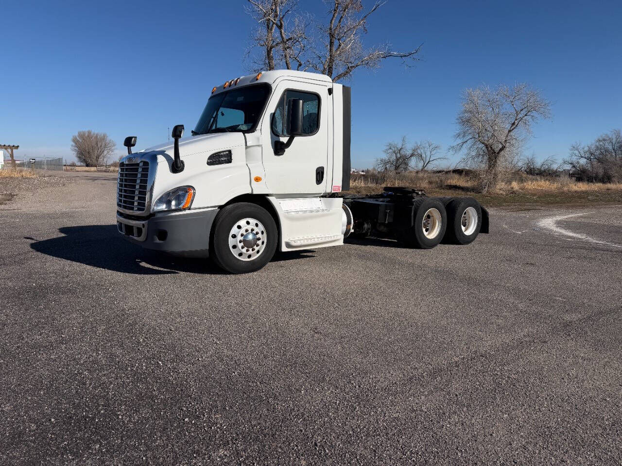 2015 Freightliner Cascadia 