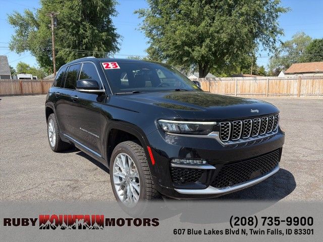 2023 Jeep Grand Cherokee Summit
