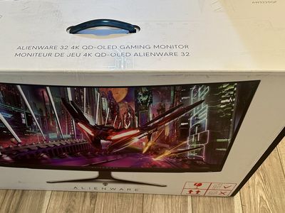NEW IN BOX - Alienware Monitor 32" 4K QD-OLED - AW3225QF 240 Hz
