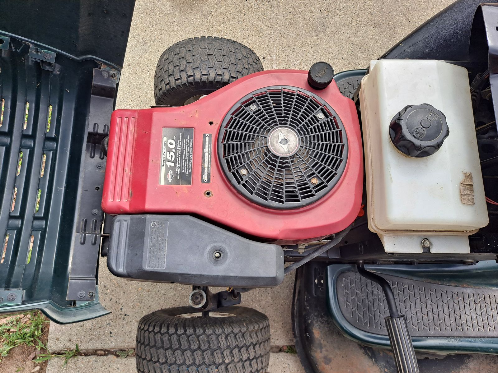 Main image 6