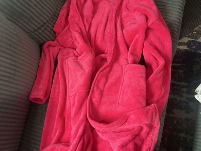 Pink Fleece Bathrobe Size S/M Cozy Lounge Robe