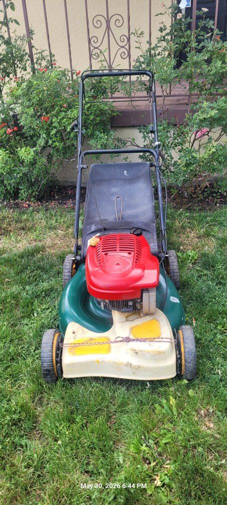 self propelled lawn mower good working conditions.